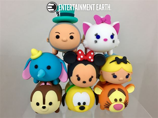 A look at the Tsum Tsum Figural Key Rings Series 1 with a giveaway!