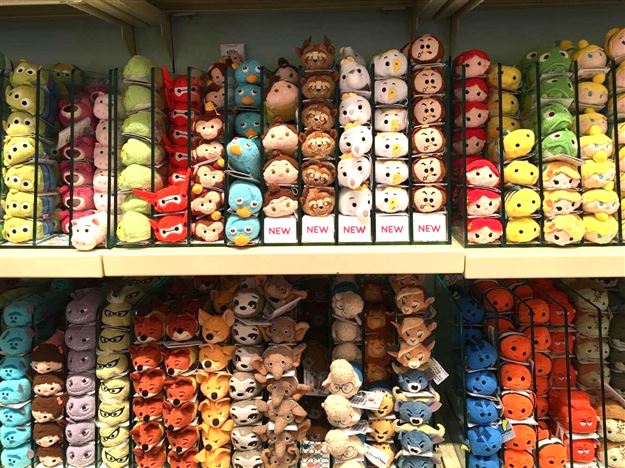 A look at Tsum Tsum merchandise at Hong Kong Disneyland including their ...